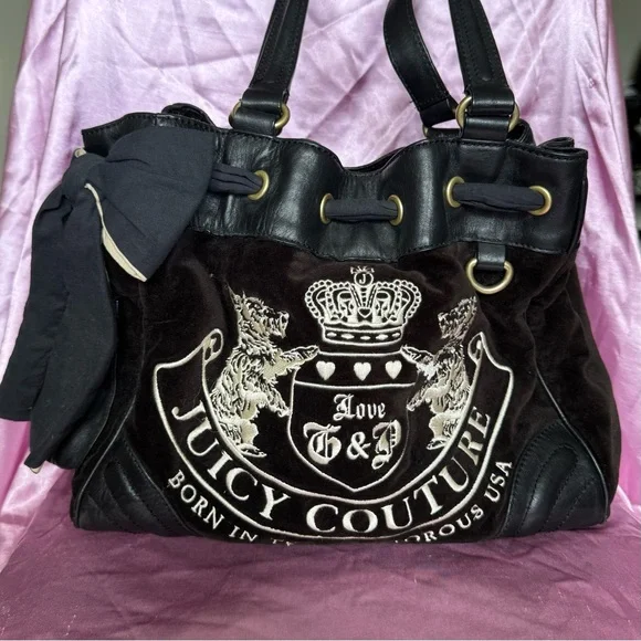 VINTAGE Juicy Couture Daydreamer Black Velour Tote Bag - Picture 1 of 16